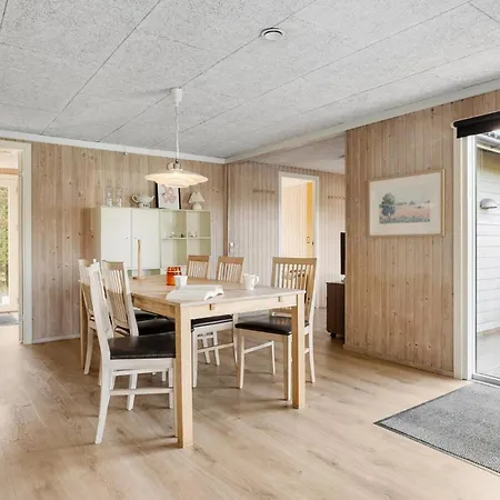 Ferienhaus Traumhaftes Haus Mit 3 Schlafzimmern In